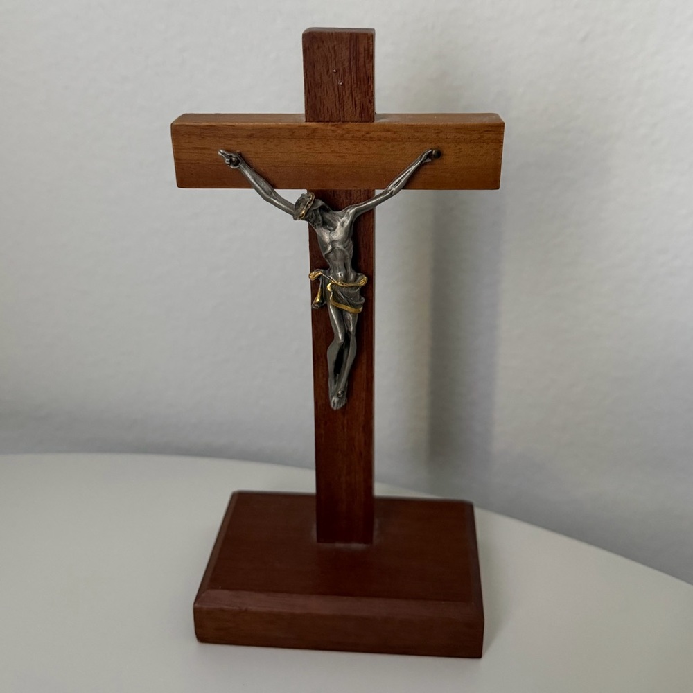 Vintage Crucifix Wood Cross Pewter Jesus Christ Religious Home Decor Easter